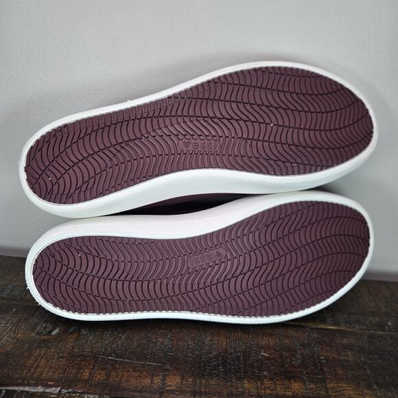 Vessi Boardwalk Slip On Mens Size 10 Waterproof Shoes Sneakers Mahogany Red